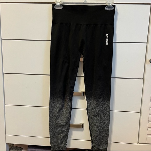 Gymshark Black & Grey Ombre Leggings - Picture 2 of 6